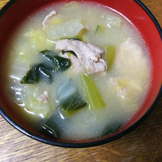 小松菜と白菜の豚汁